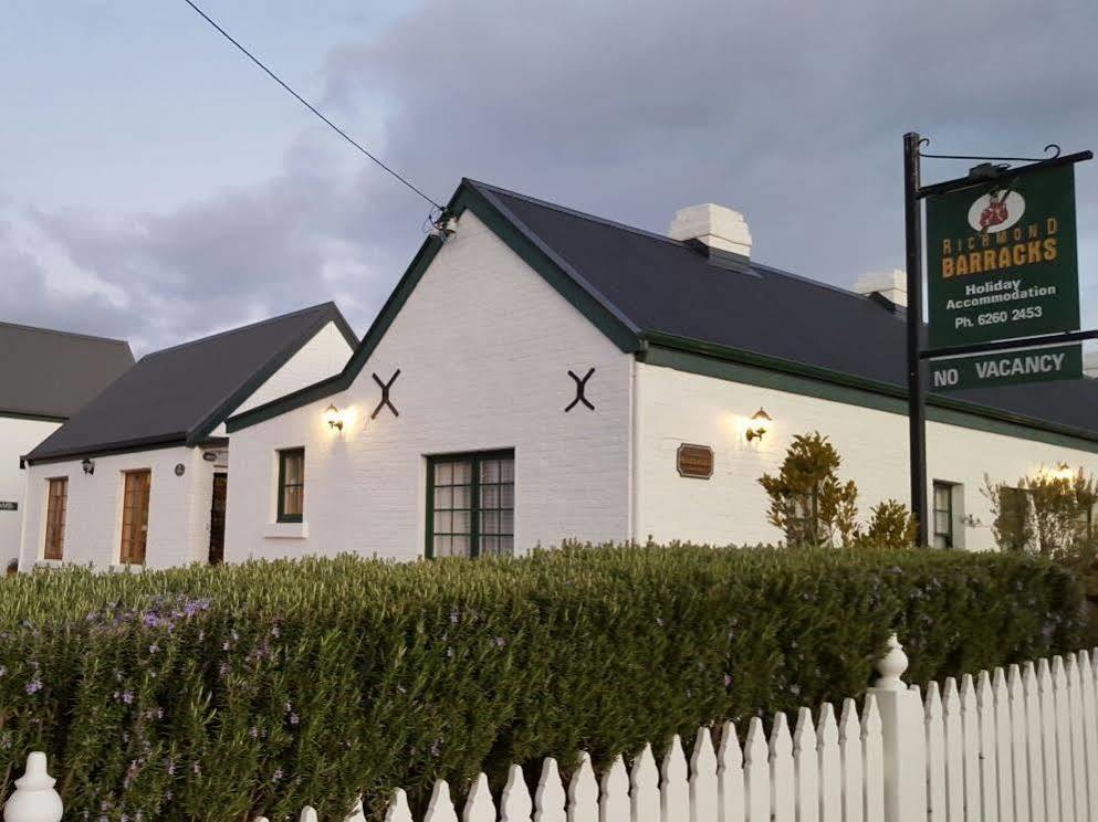Richmond Barracks Hotel Eksteriør billede
